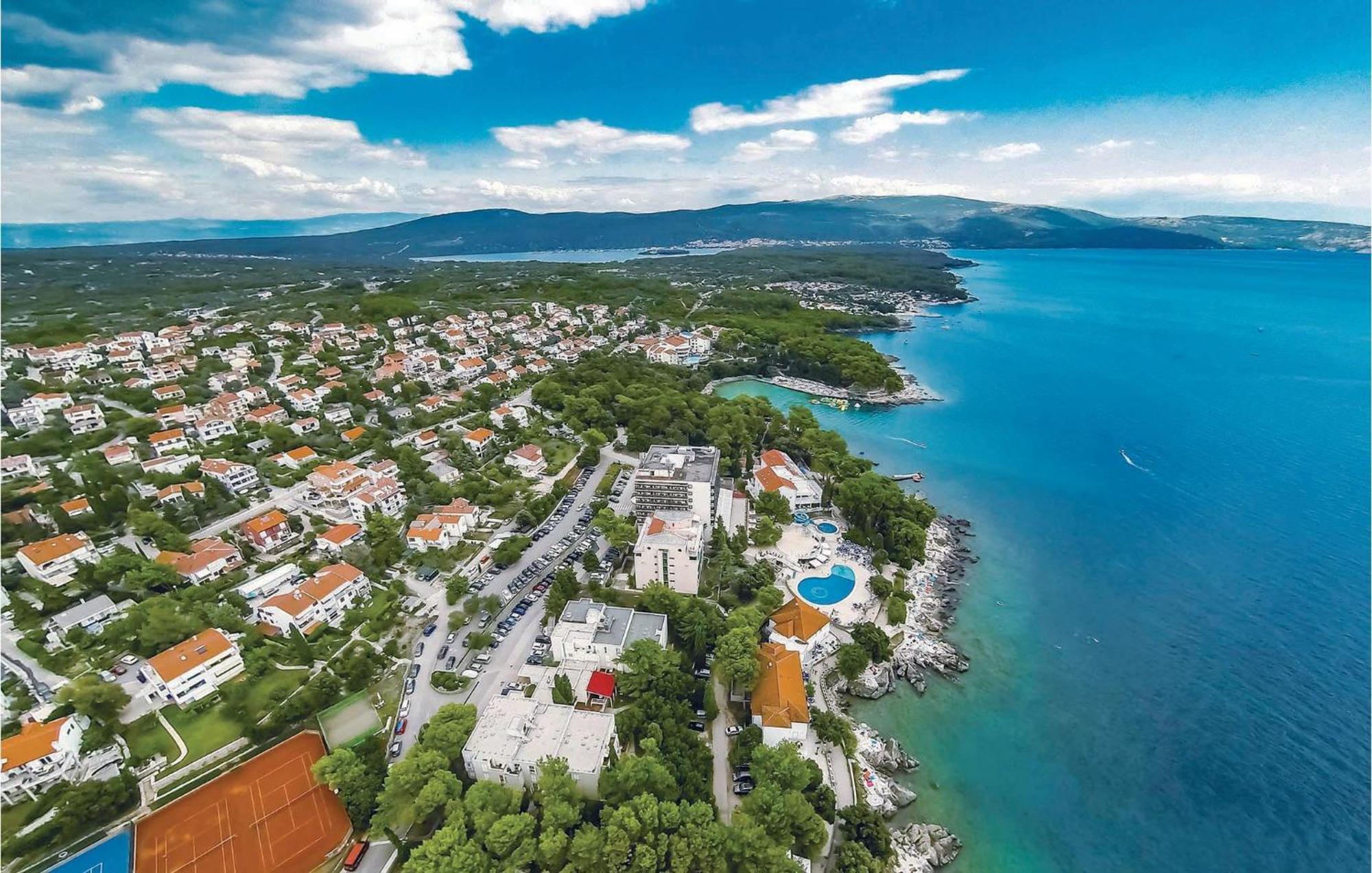 Gorgeous Apartment In Krk With Kitchen Крк Экстерьер фото