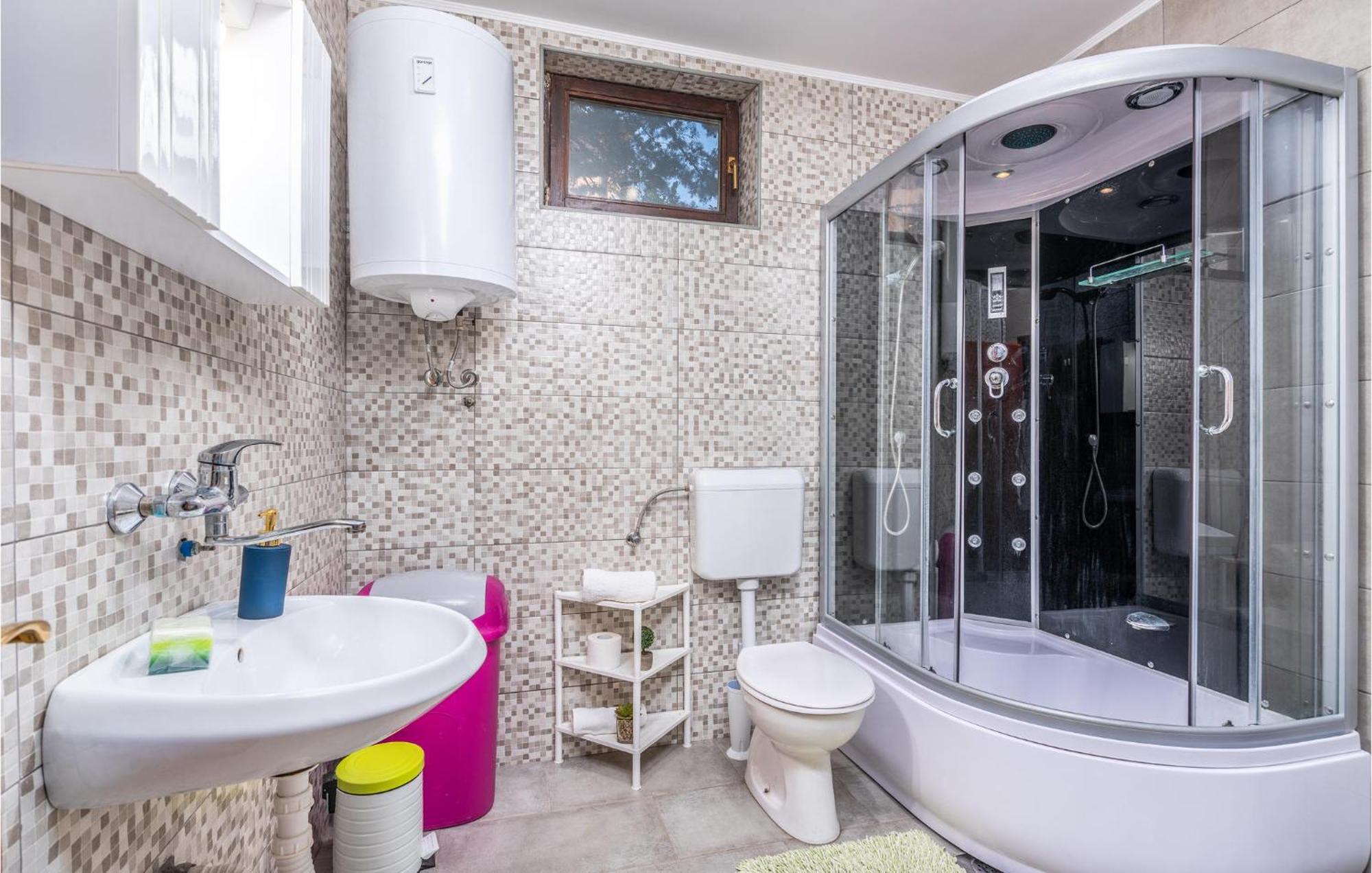 Gorgeous Apartment In Krk With Kitchen Крк Экстерьер фото